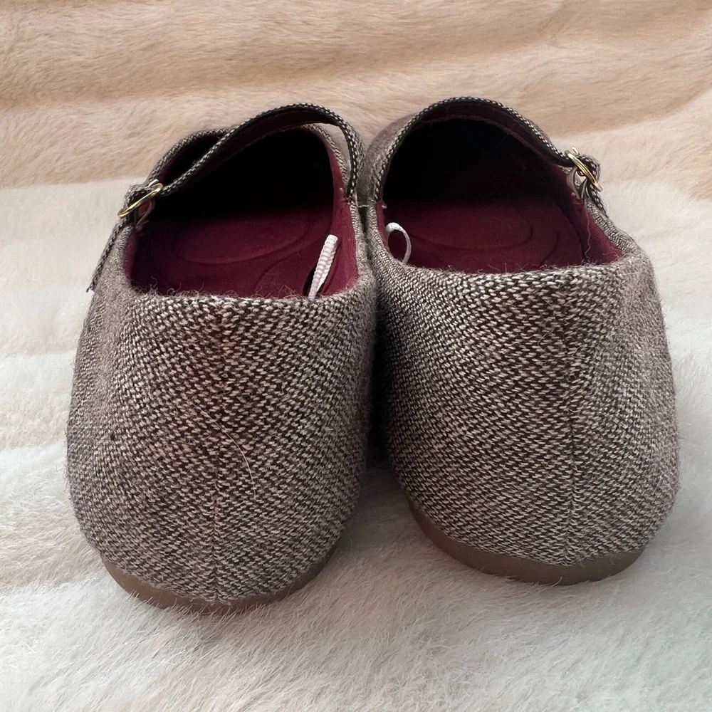 Jellypop Women's Tweed Mary Jane Flats - Picture 6 of 8